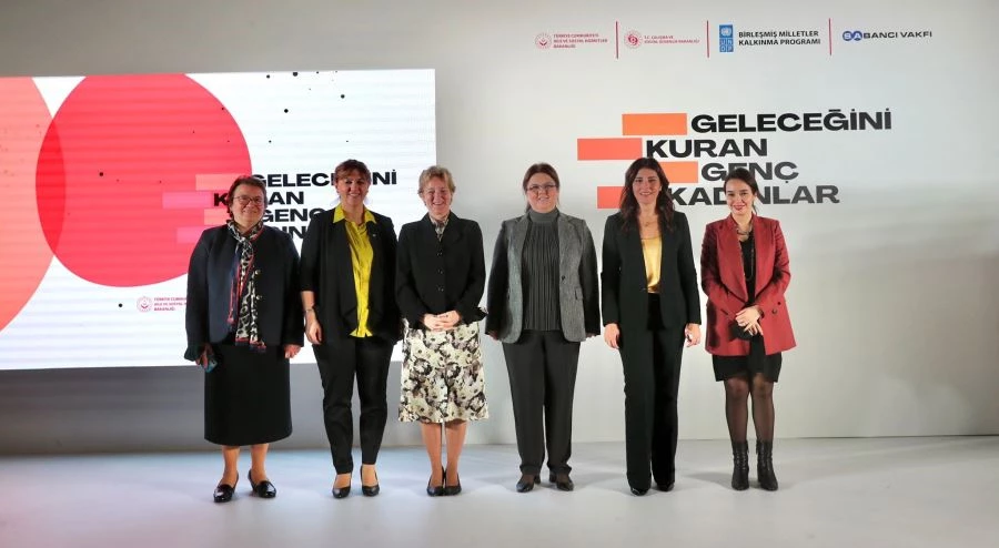 Geleceğini Kuran Genç Kadınlar Projesi İstanbul